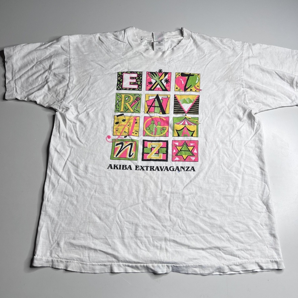 Vintage Akiba Extravaganza Shirt Mens XL White Graphic Tee Fruit Of The Loom